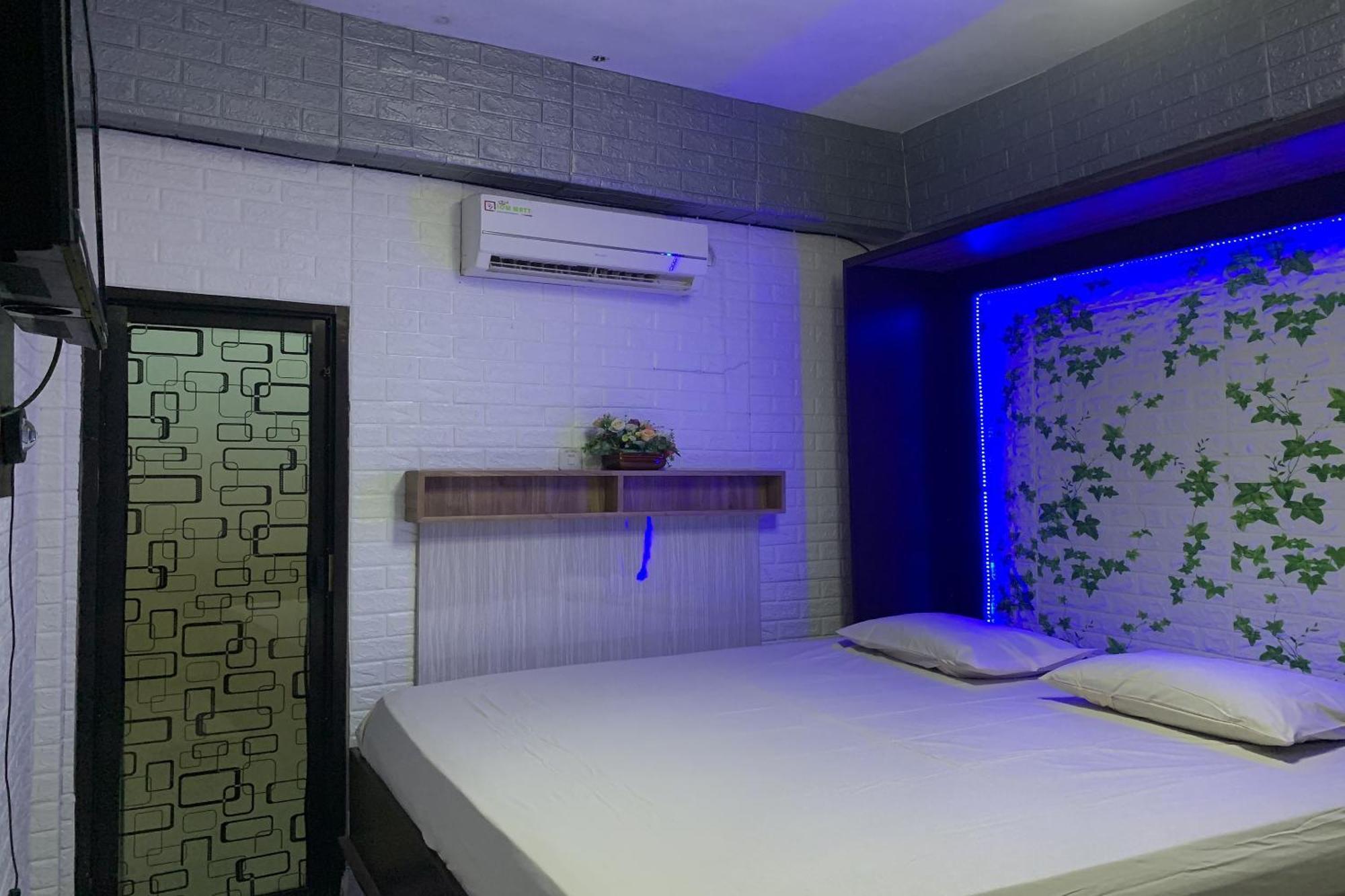 Oyo 91757 Surya Hotelneartaman Anggrek Pkk Watansoppeng Lalabata Exterior photo